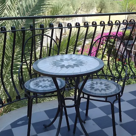 Ciuscia カラタビアーノ