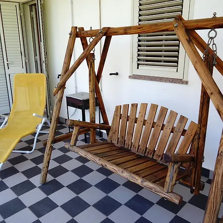 ベッド・アンド・ブレックファスト Ciuscia カラタビアーノ