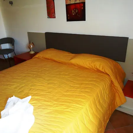 Ciuscia 3* カラタビアーノ